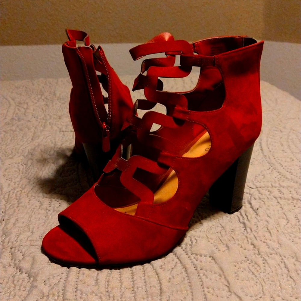 Caged high heel sandals. Wine or plumb color.